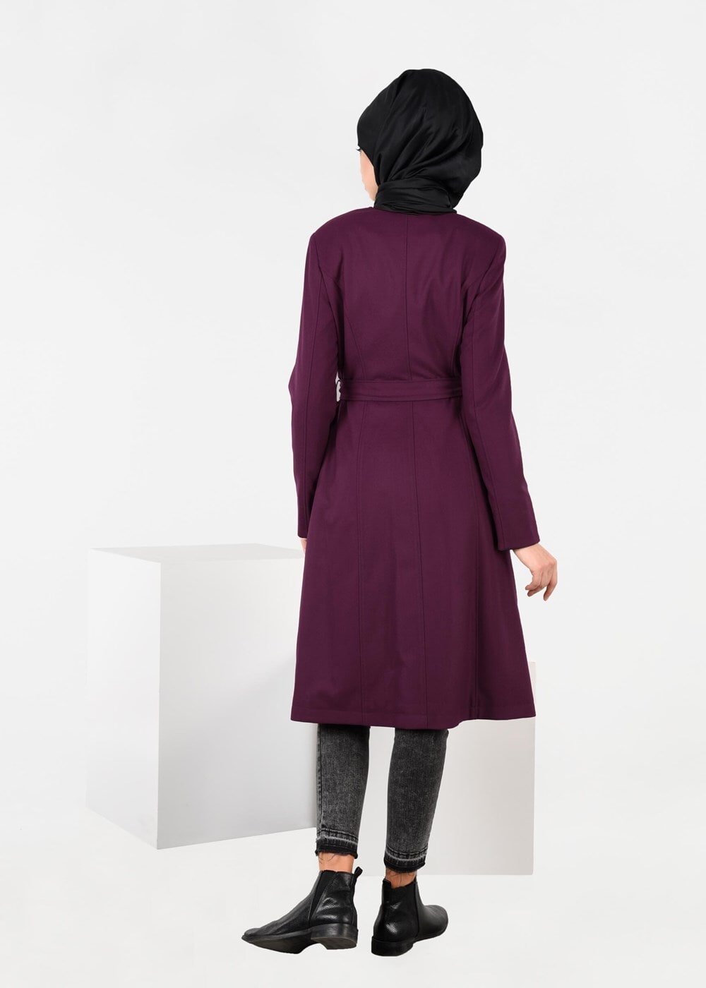 Tesettür giyim MOR YAKASI DETAYLI FERMUARLI TRENÇKOT 1902 