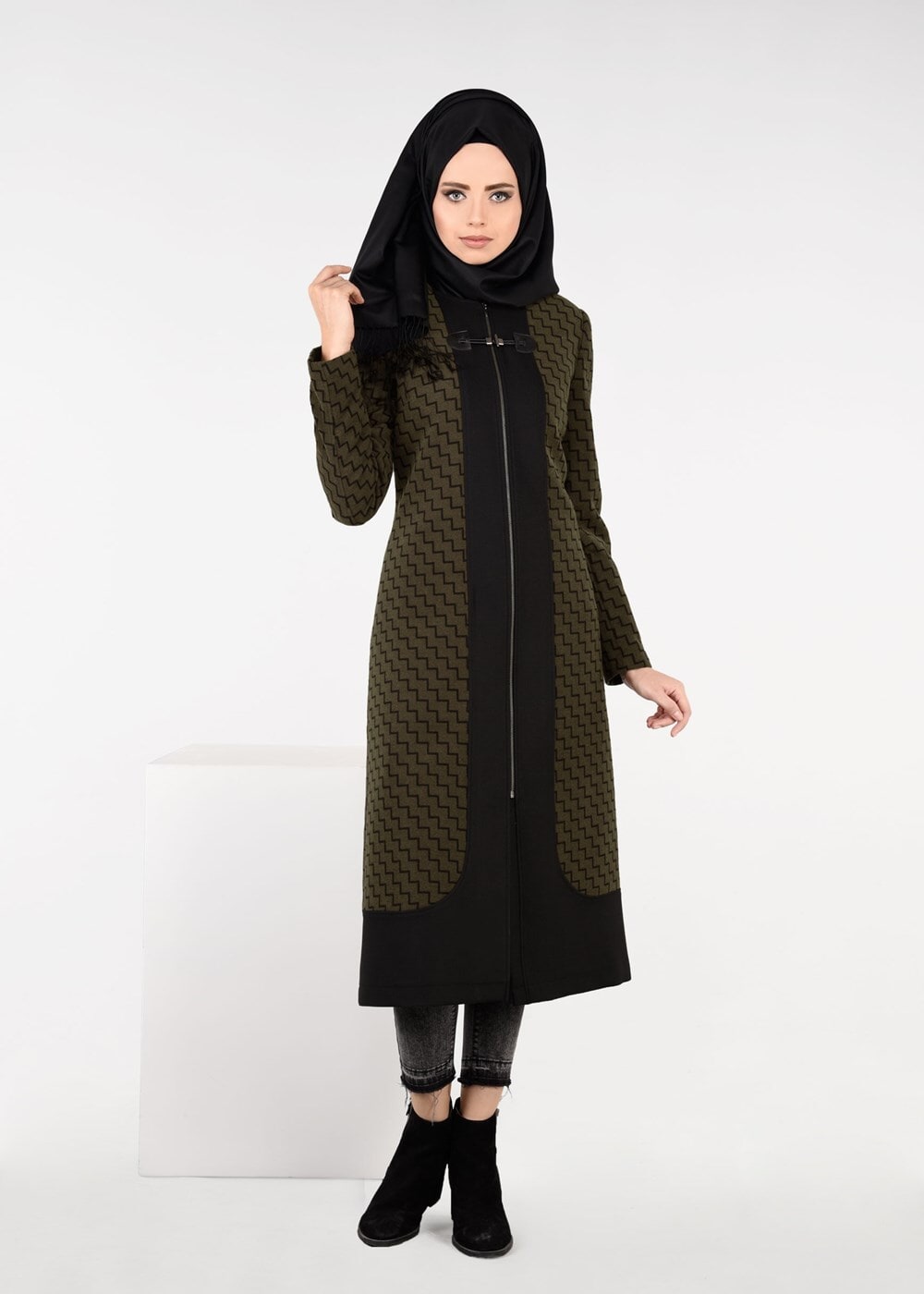 Tesettür giyim HAKİ ZİKZAK DESENLİ FERMUARLI TRENÇKOT 1919 