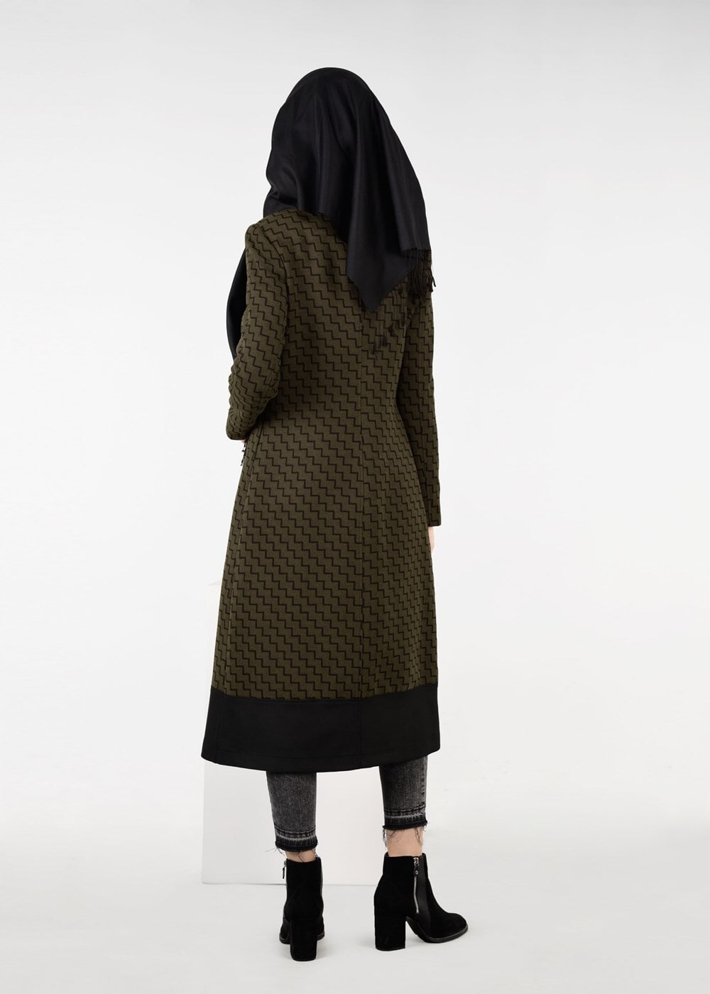 Tesettür giyim HAKİ ZİKZAK DESENLİ FERMUARLI TRENÇKOT 1919 