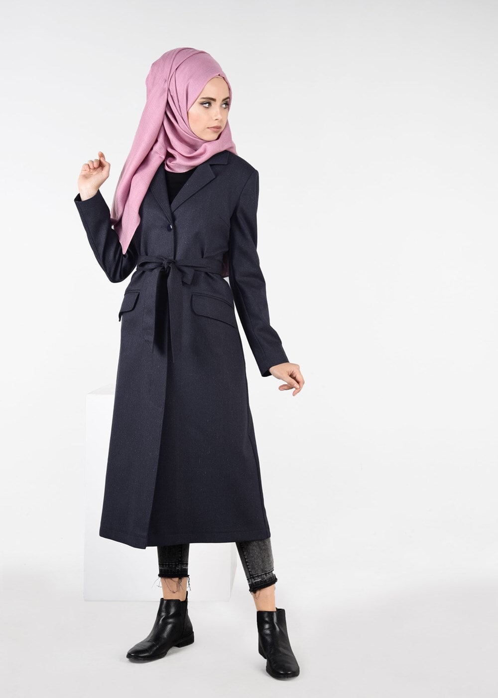 Tesettür giyim GRİ DÜĞMELİ TRENÇKOT 1927