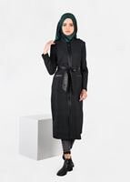 Tesettür giyim GRİ SUNİ DERİ KUŞAKLI PUANTİYELİ TRENÇKOT 1937 