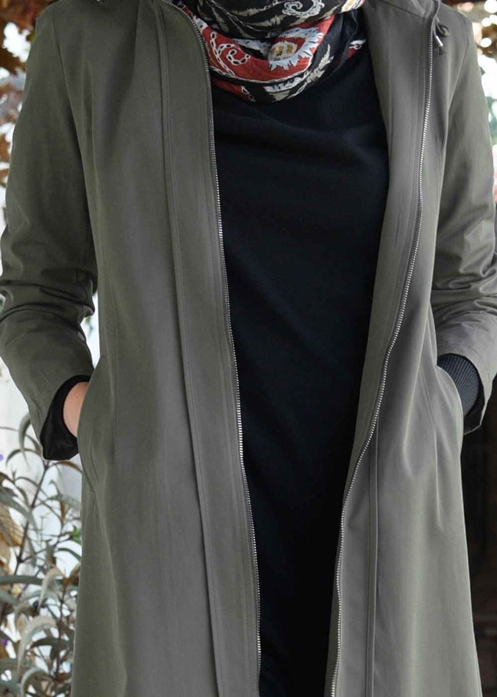 Tesettür giyim HAKİ KAPÜŞONLU TRENÇKOT 1952