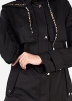 Tesettür giyim SİYAH LEOPAR DESENİ BAĞCIKLI TRENÇKOT 1953