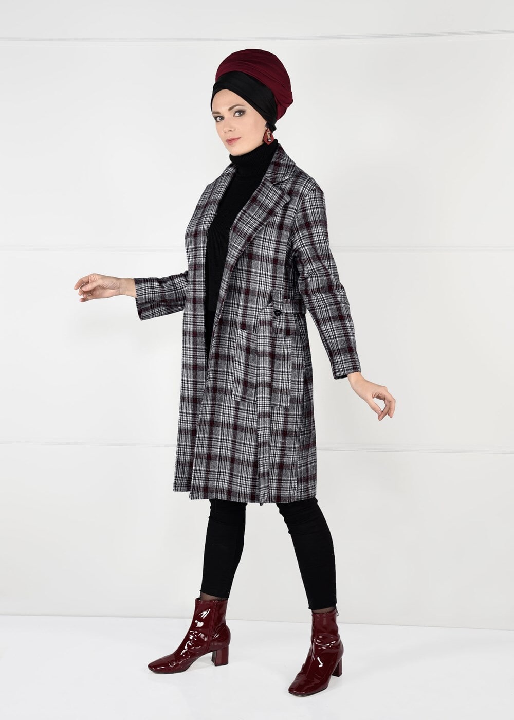 Tesettür giyim BORDO KUŞAKLI EKOSE TRENÇKOT 4948 