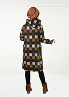 Tesettür giyim TURUNCU ÇOK RENKLİ KARELİ TRENÇKOT 5451