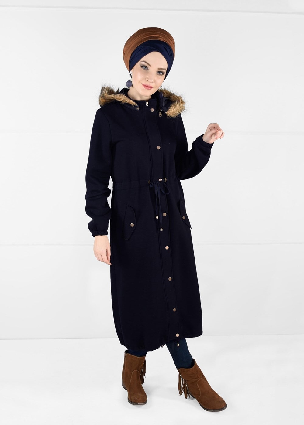 Tesettür giyim LACİVERT KAPÜŞONLU KÜRKLÜ TRENÇKOT 6351