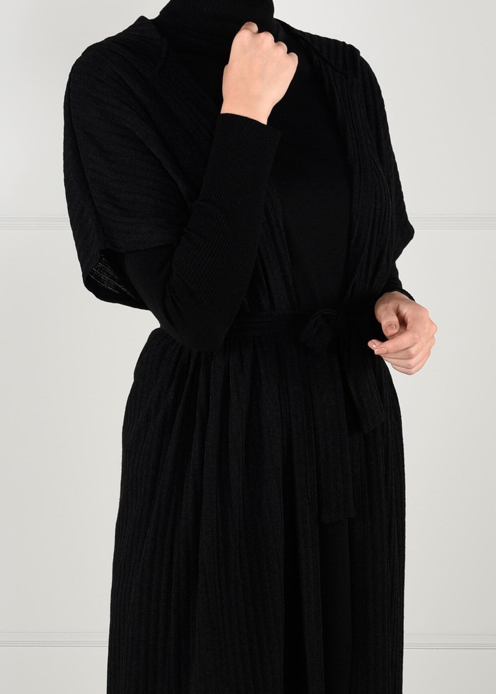 Tesettür giyim SİYAH YARASA KOL FİTİLLİ HIRKA 71251 