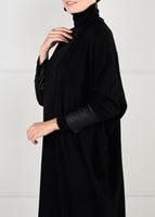 Tesettür giyim SİYAH SIRTI BASKILI TRİKO HIRKA 78441