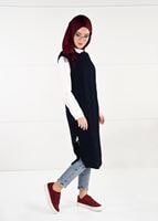 Tesettür giyim LACİVERT YANLARI YIRTMAÇLI TRİKO SÜVETER 6907 