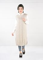 Tesettür giyim BEJ YANLARI YIRTMAÇLI TRİKO SÜVETER 6907 