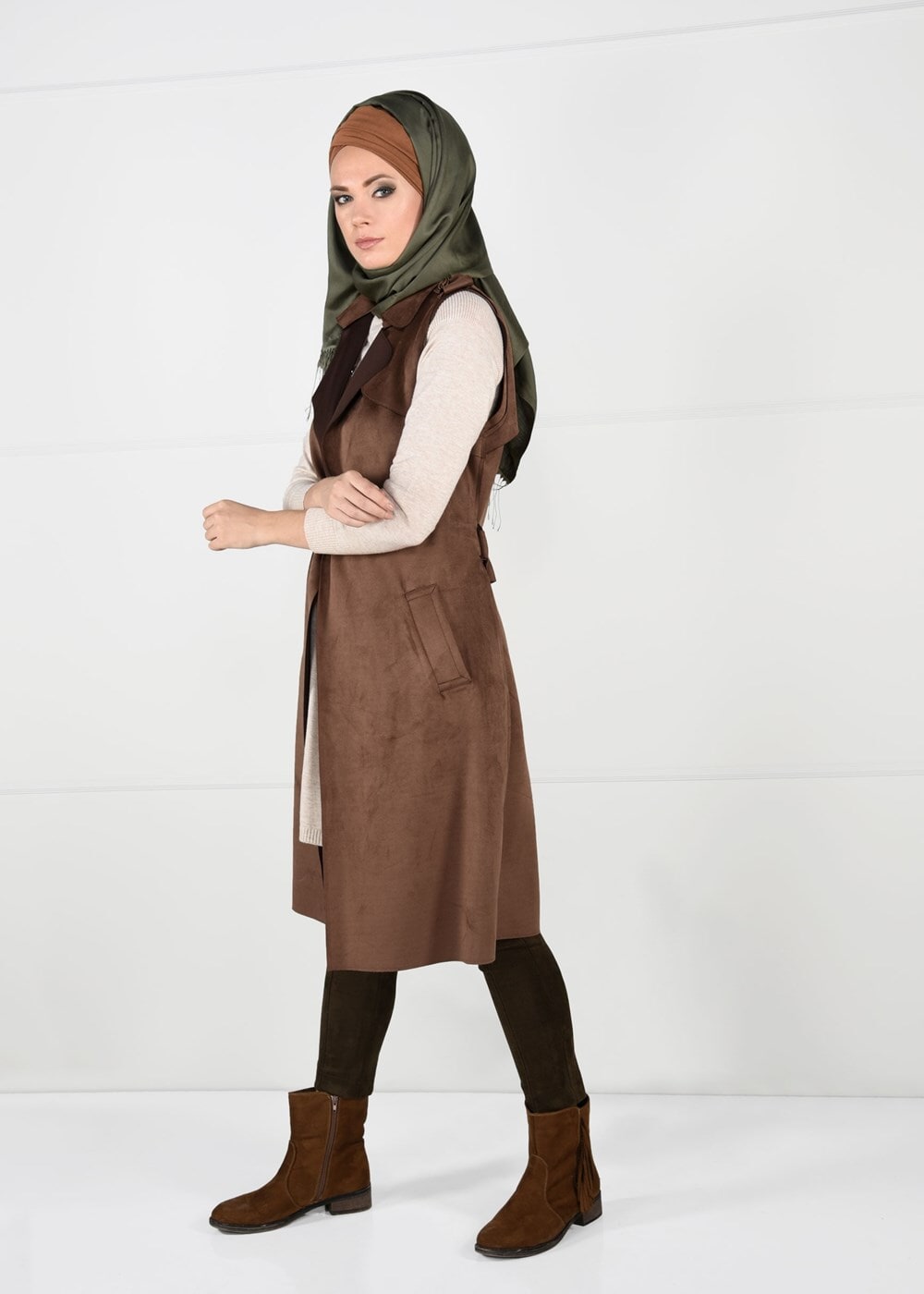 Tesettür giyim TABA KUŞAKLI SÜET SALAŞ YELEK 04941