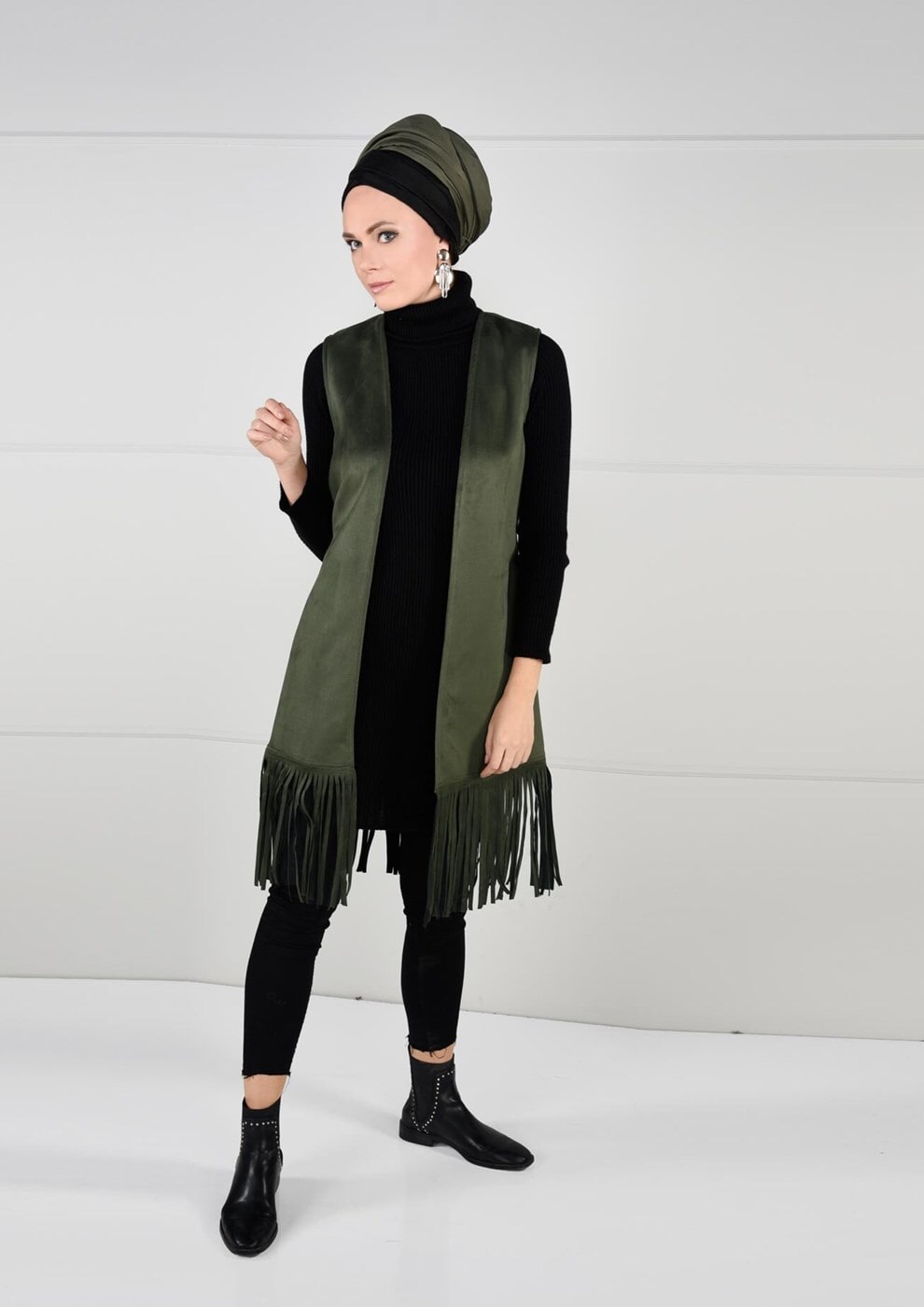 Tesettür giyim HAKİ KUŞAKLI PÜSKÜLLÜ SÜET YELEK 36341