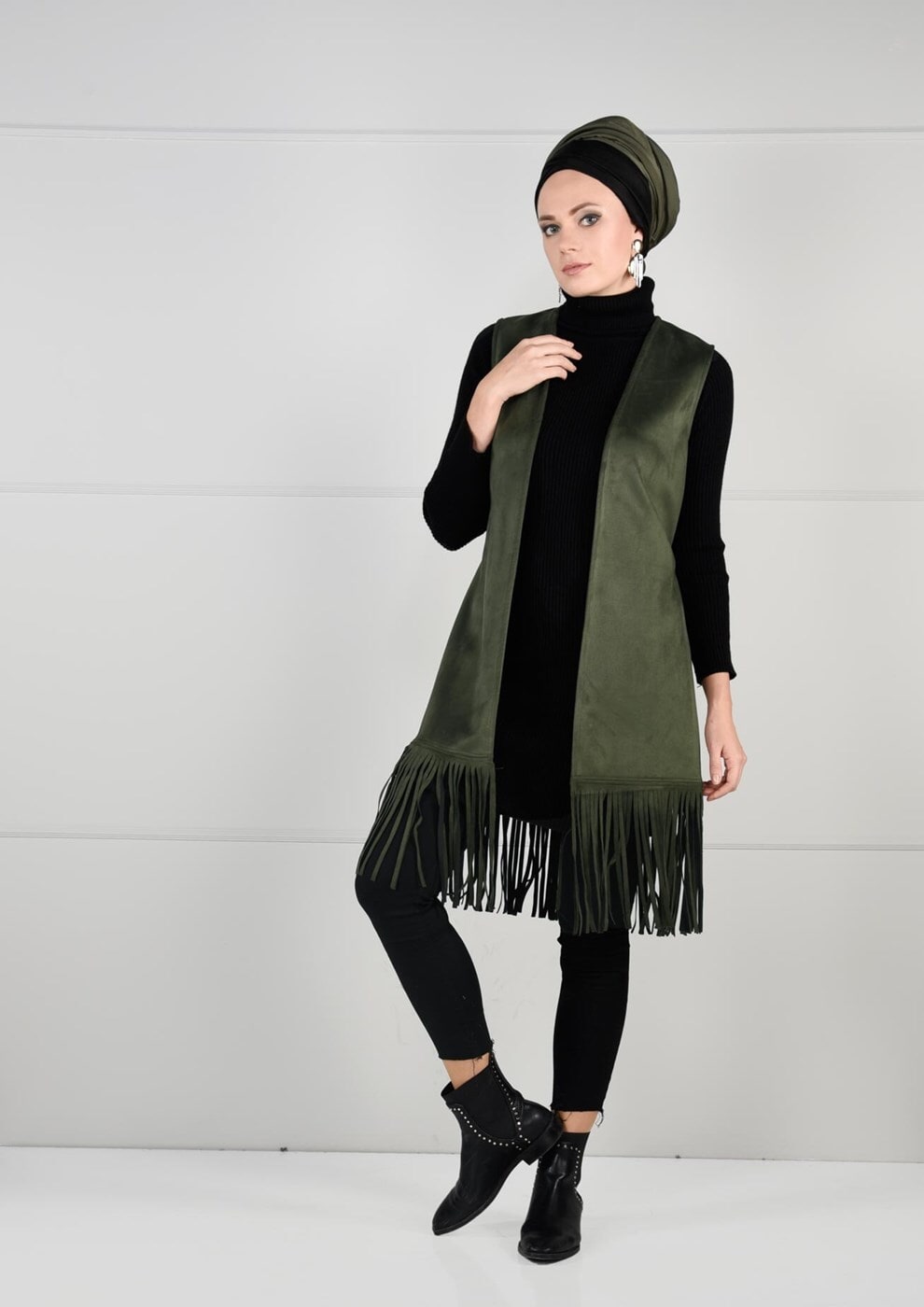 Tesettür giyim HAKİ KUŞAKLI PÜSKÜLLÜ SÜET YELEK 36341