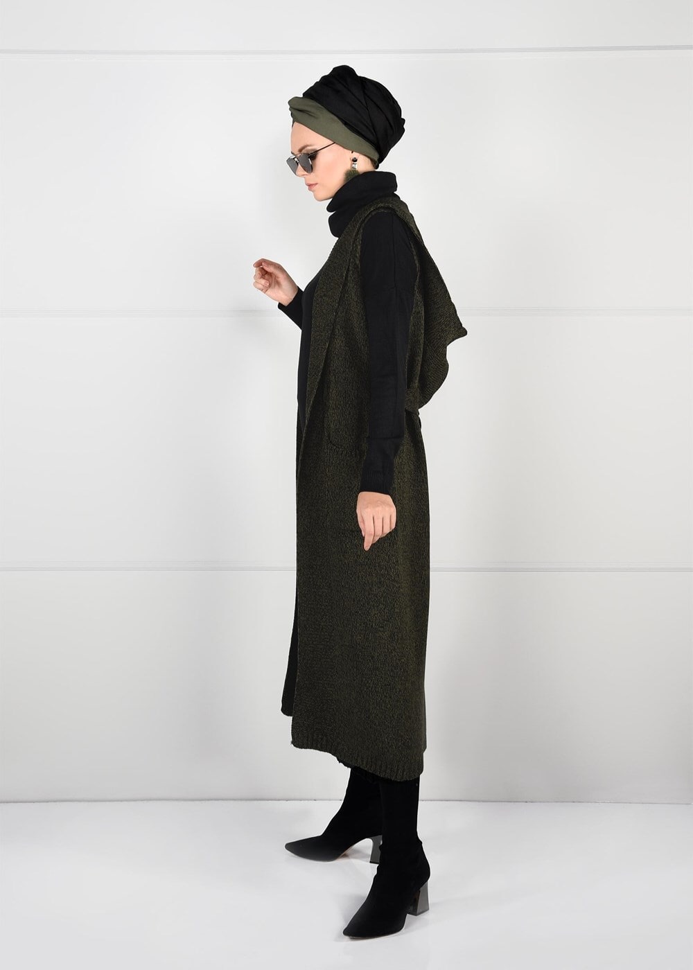 Tesettür giyim HAKİ KAPÜŞONLU TRİKO YELEK 55141