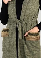 Tesettür giyim HAKİ CEPLERİ KÜRK DETAYLI LİKRALI YELEK 77931