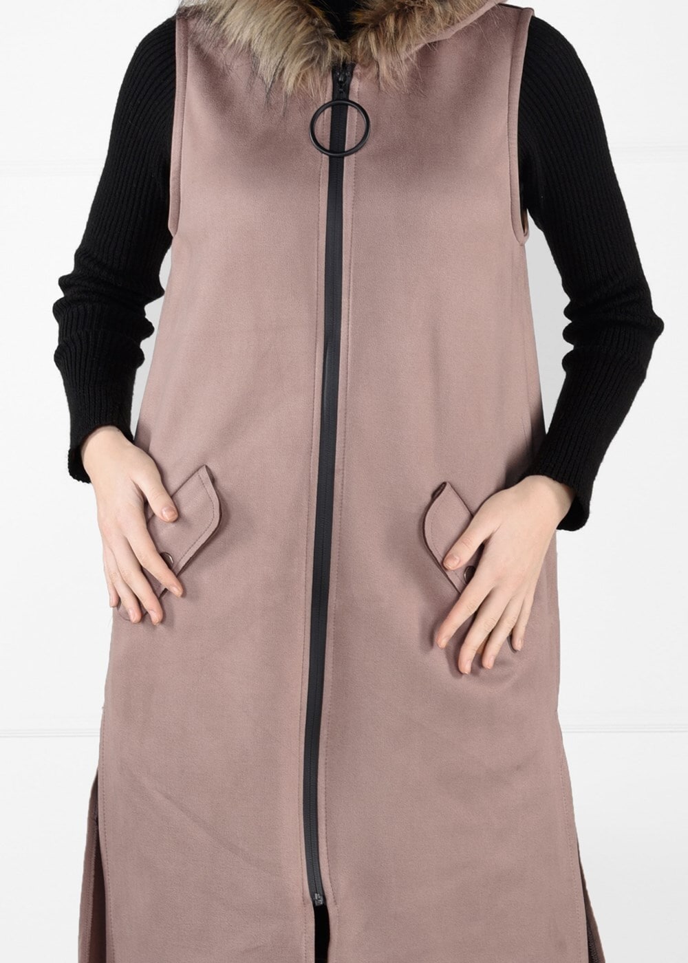 Tesettür giyim BEJ PELUŞ DETAYLI YIRTMAÇLI SÜET YELEK 94451