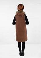 Tesettür giyim KAHVE PELUŞ DETAYLI YIRTMAÇLI SÜET YELEK 94451