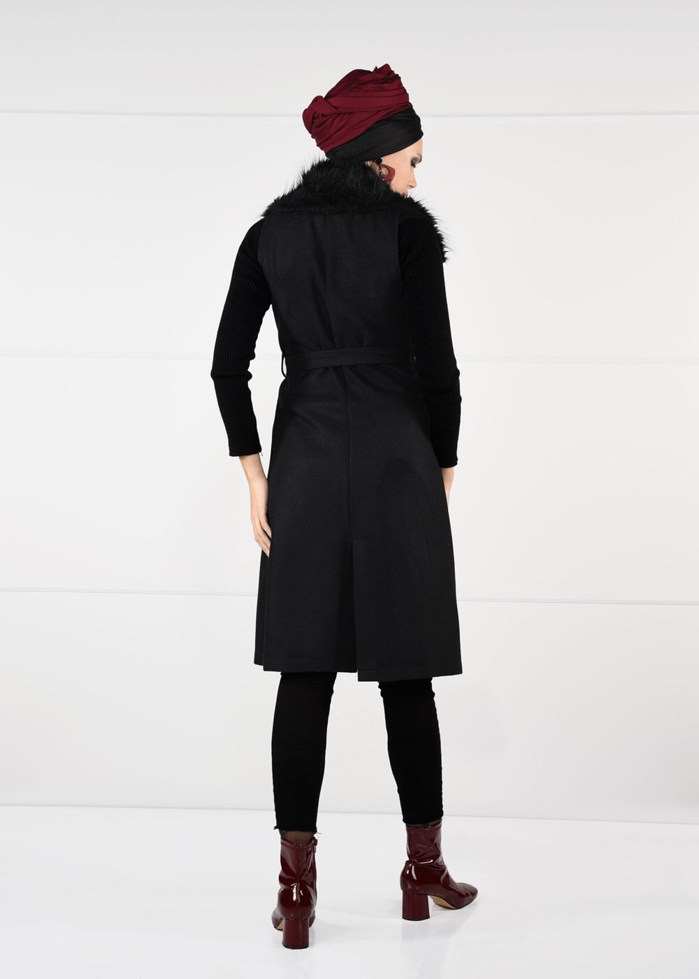 Tesettür giyim SİYAH KÜRKLÜ KUŞAKLI YELEK 0748