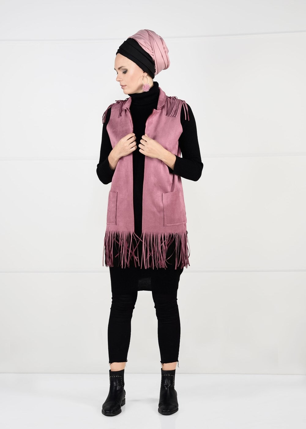 Tesettür giyim PEMBE PÜSKÜLLÜ CEPLİ SÜET YELEK 0778