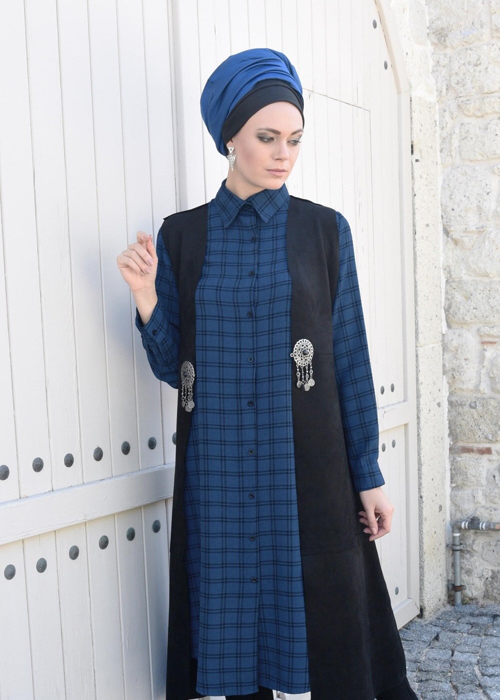 Tesettür giyim SİYAH BELİ DETAYLI LİKRALI SÜET YELEK 2390