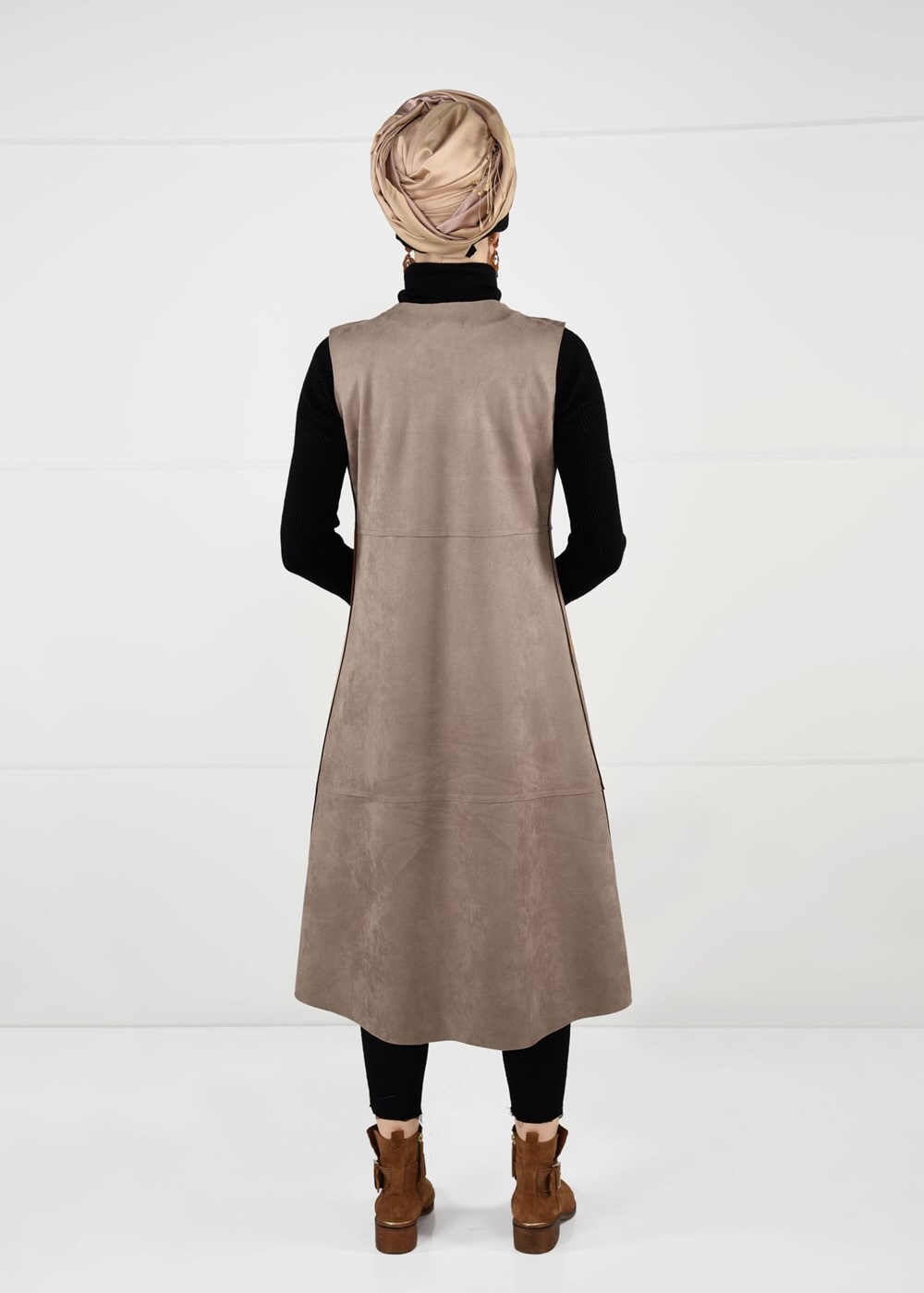 Vêtements hijab TABA GILET EN DAIM 2390