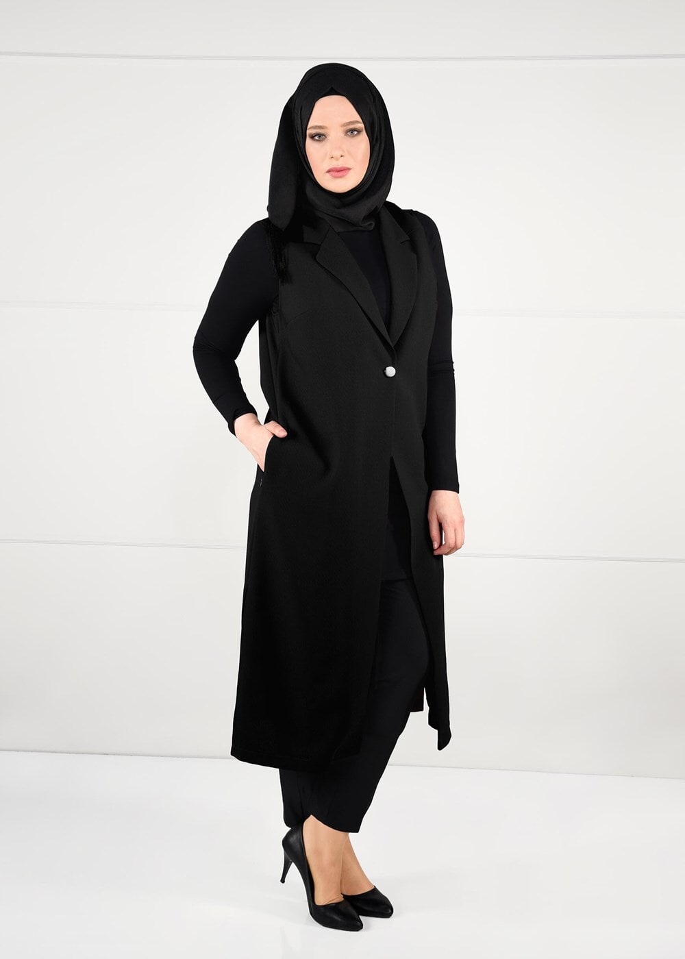 Hijab clothing BLACK BUTTONED VEST 2641 