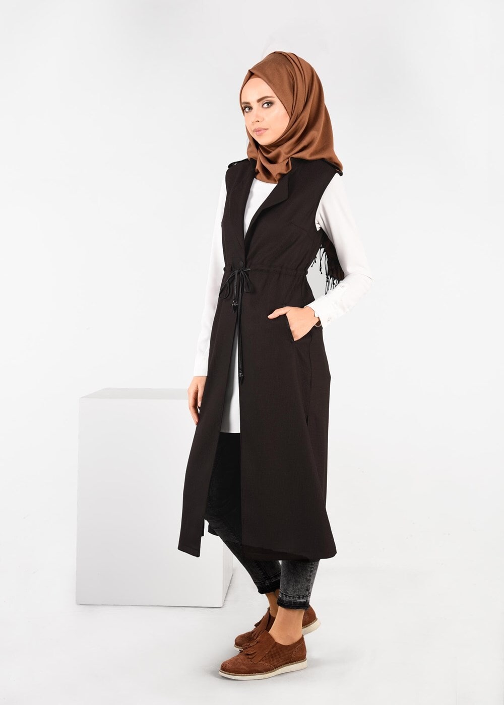 Tesettür giyim TABA BELDEN DERİ BAĞCIKLI YELEK 4713 