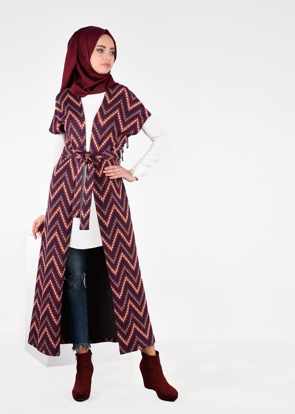 Tesettür giyim LACİVERT ZİGZAG DESENLİ JAKARLI YELEK 4837