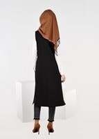 Tesettür giyim SİYAH YANLARI YIRTMAÇLI CEPLİ YELEK 4956 