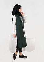 Tesettür giyim YEŞİL YANLARI YIRTMAÇLI CEPLİ YELEK 4956 