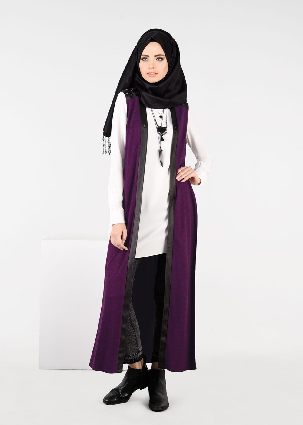 Tesettür giyim MOR YANLARI BAĞCIKLI OMUZLARI KUŞ GÖZÜ DETAYLI ÖRME YELEK 4958 