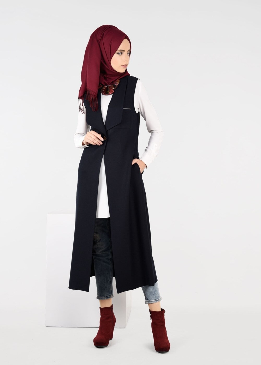 Tesettür giyim LACİVERT TEK DÜĞMELİ FERMUAR DETAYLI YELEK 4977