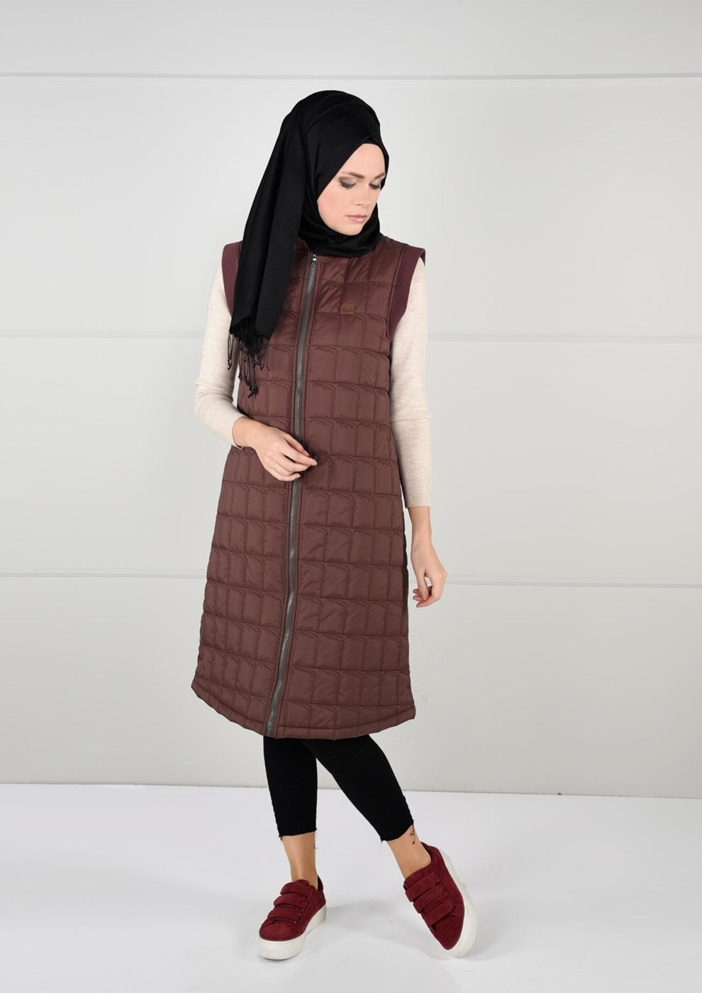 Tesettür giyim BORDO ARMALI KAPİTONE YELEK 5017