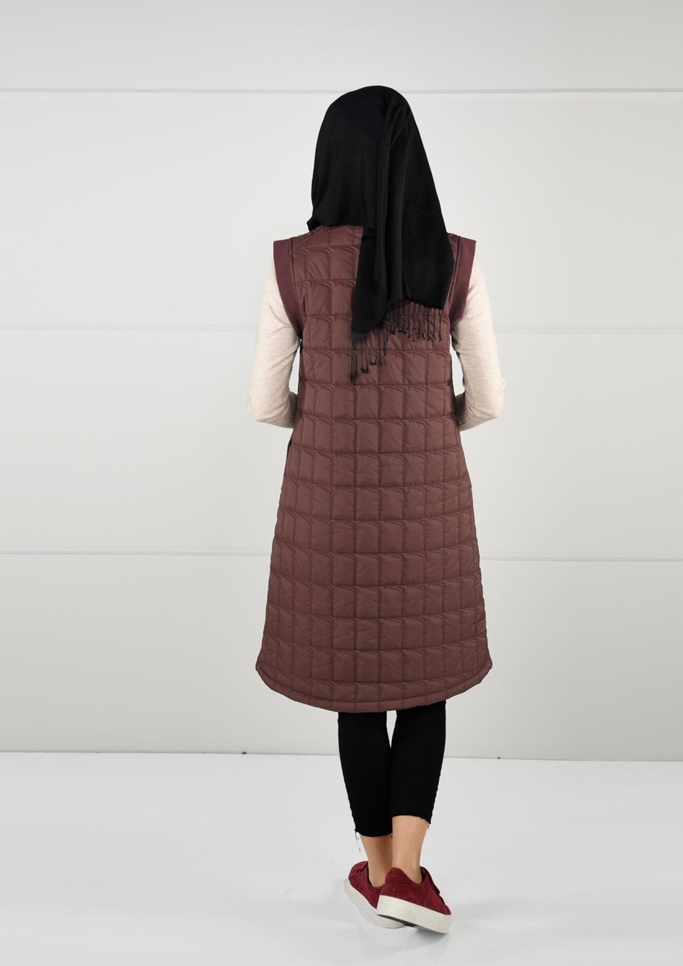 Tesettür giyim BORDO ARMALI KAPİTONE YELEK 5017