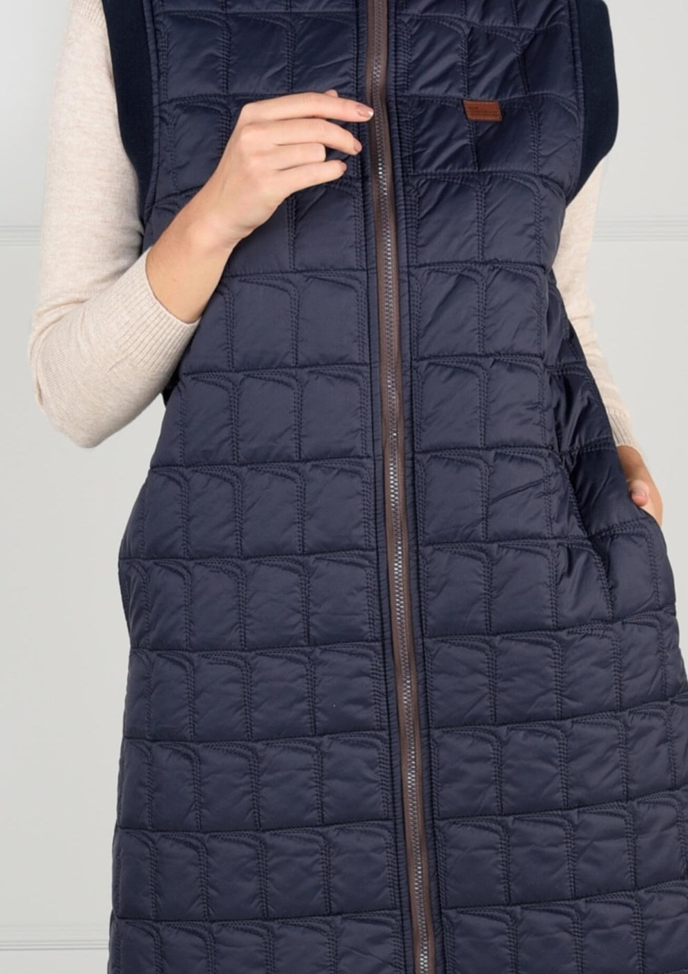 Tesettür giyim LACİVERT ARMALI KAPİTONE YELEK 5017