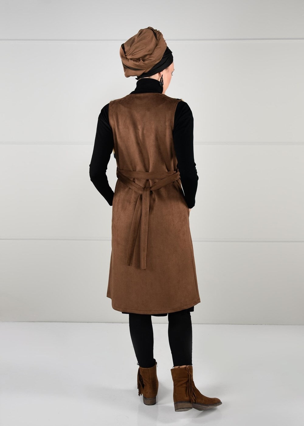 Tesettür giyim TABA KÜRK DETAYLI SÜET YELEK 6748 