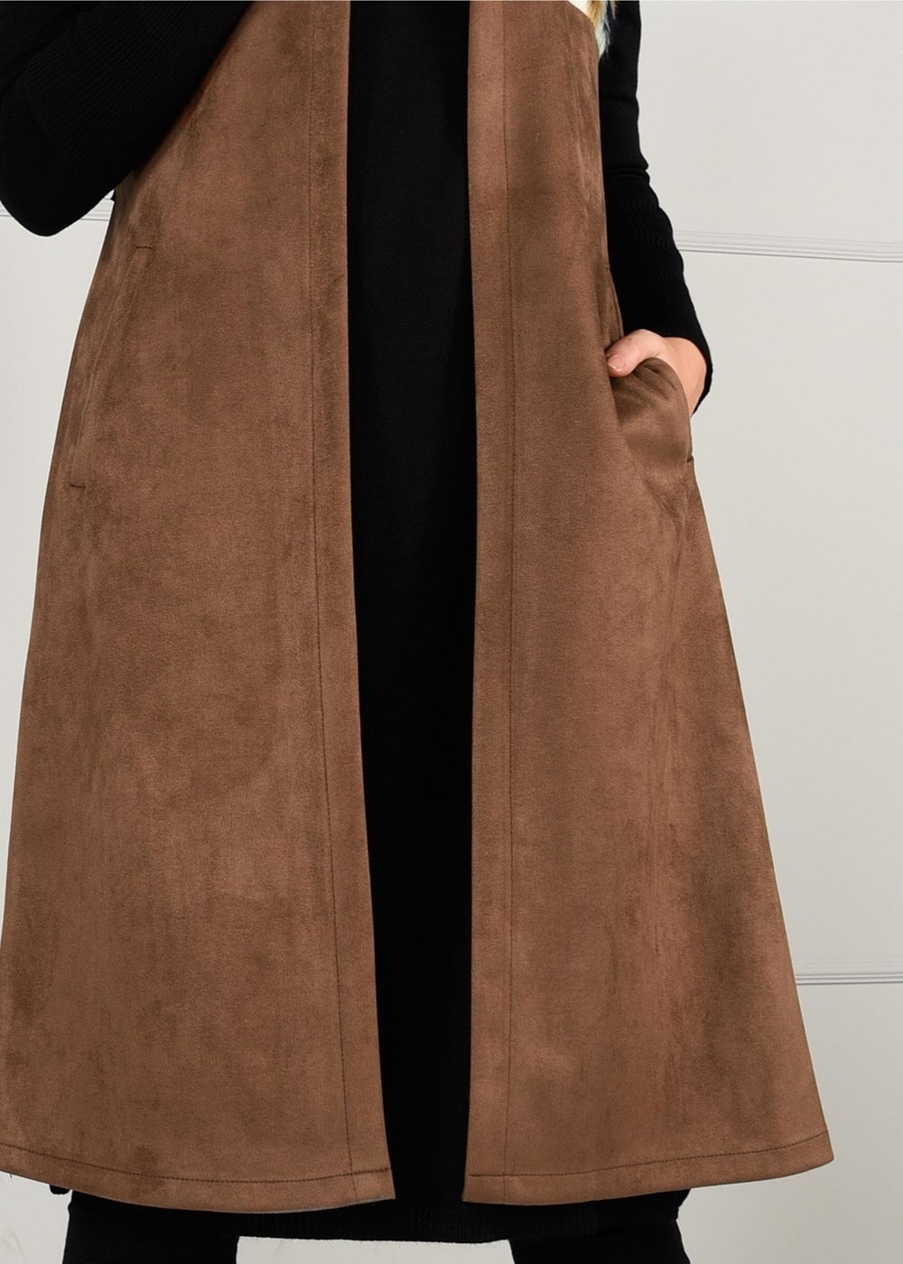 Tesettür giyim TABA KÜRK DETAYLI SÜET YELEK 6748 