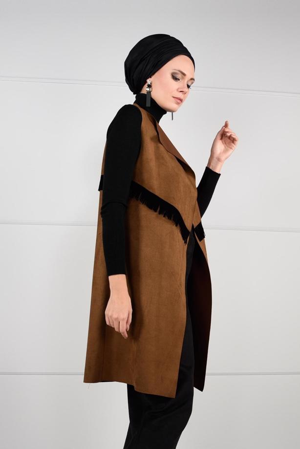 Tesettür giyim  PÜSKÜL DETAYLI SÜET YELEK 6778  - TRENDTESETTÜR