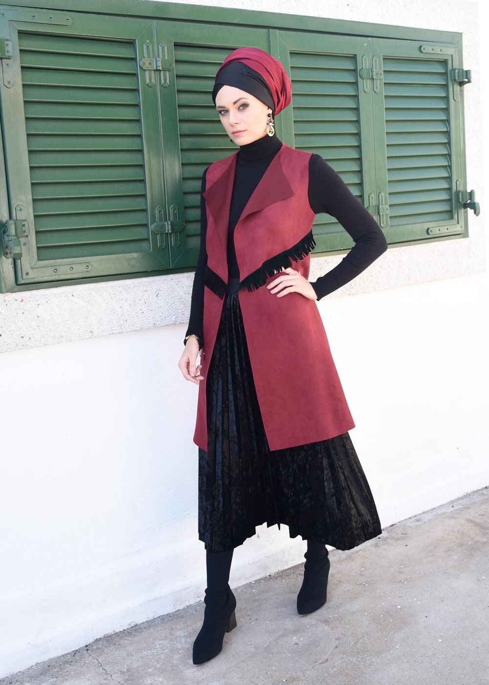 Tesettür giyim BORDO PÜSKÜL DETAYLI SÜET YELEK 6778 