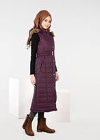 Tesettür giyim BORDO PELUŞ DETAYLI KEMERLİ KAPİTONE YELEK 9601