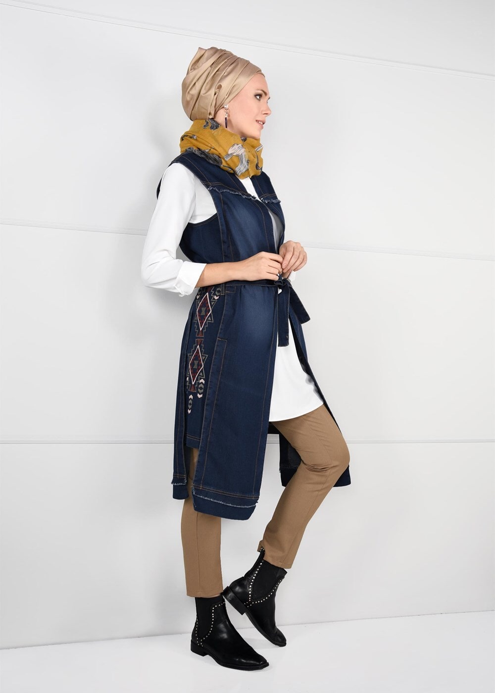 Tesettür giyim LACİVERT NAKIŞLI DENİM YELEK 9807 