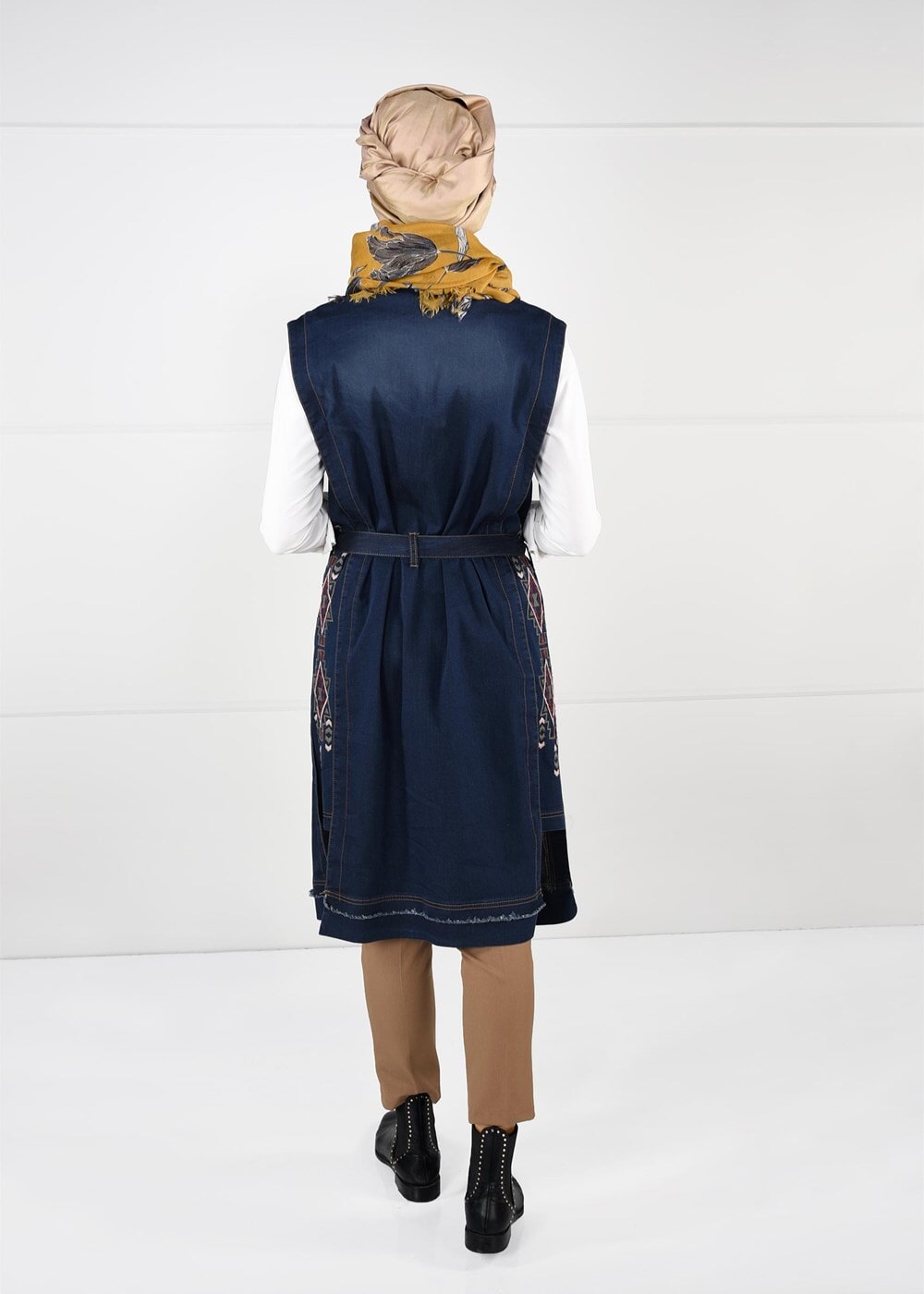 Tesettür giyim LACİVERT NAKIŞLI DENİM YELEK 9807 