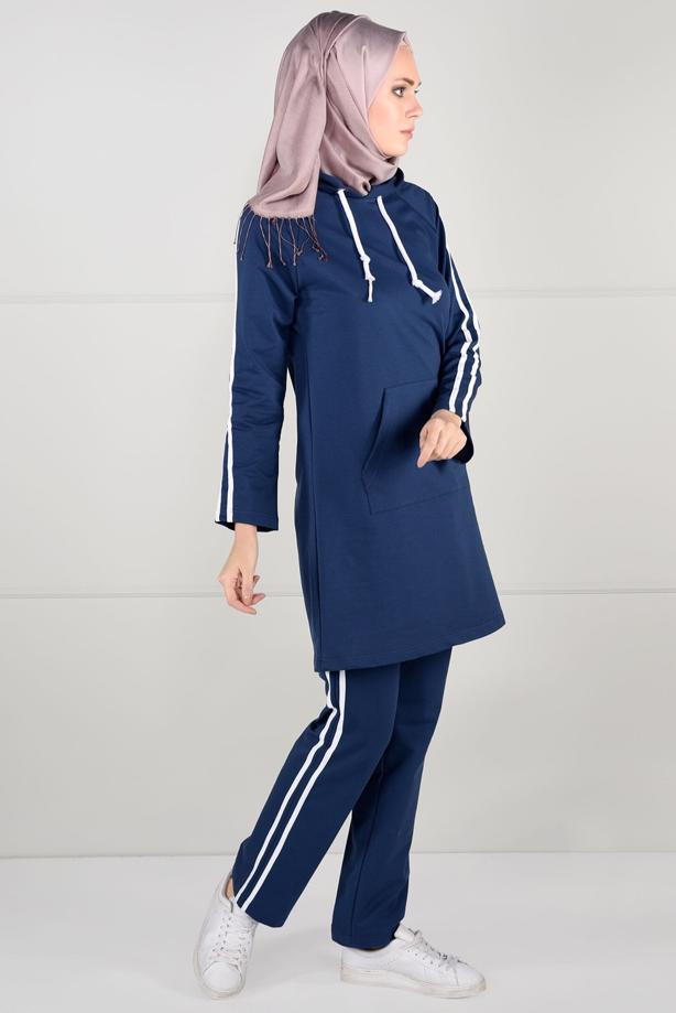 Vêtements hijab BLEU MARINE TUNIQUE DE SURVÊTEMENT À RAYURES 0051 - TRENDTESETTÜR