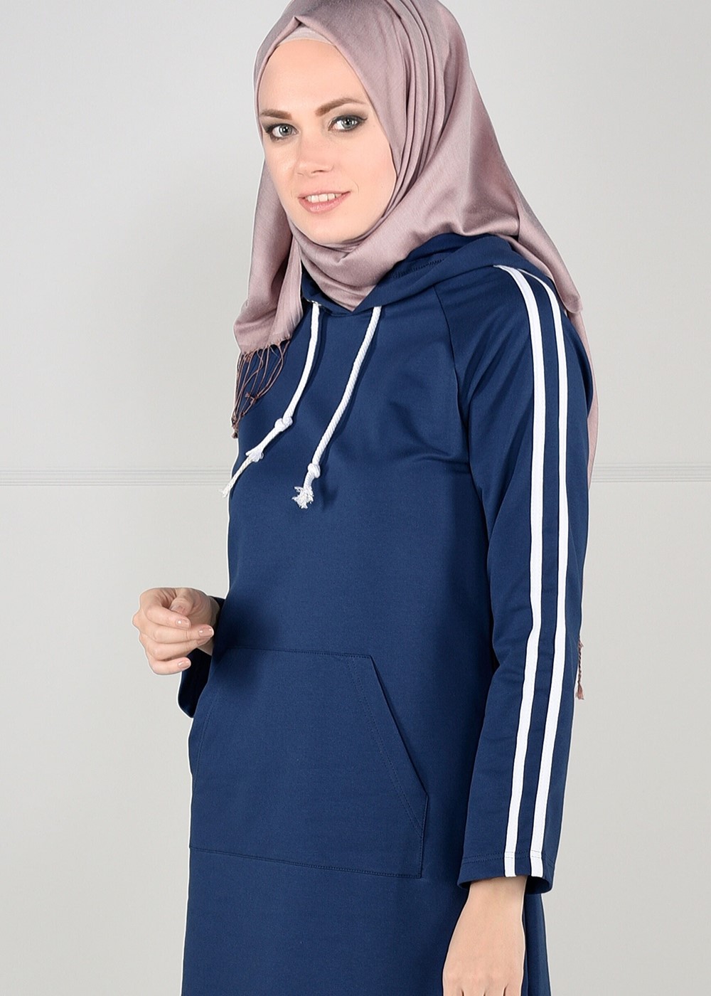 Vêtements hijab BLEU MARINE TUNIQUE DE SURVÊTEMENT À RAYURES 0051