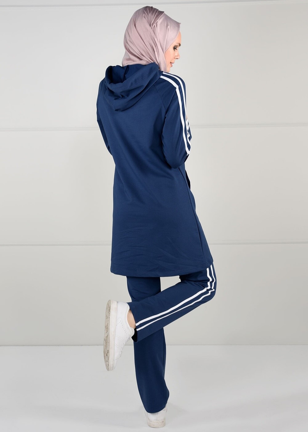 Vêtements hijab BLEU MARINE TUNIQUE DE SURVÊTEMENT À RAYURES 0051