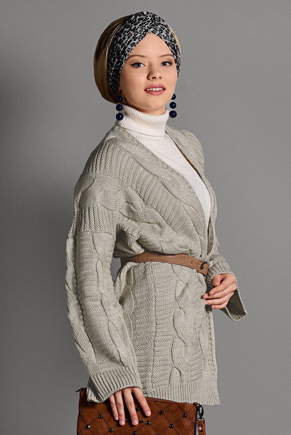 Tesettür giyim BEJ SAÇ ÖRGÜLÜ TRİKO HIRKA 0919 