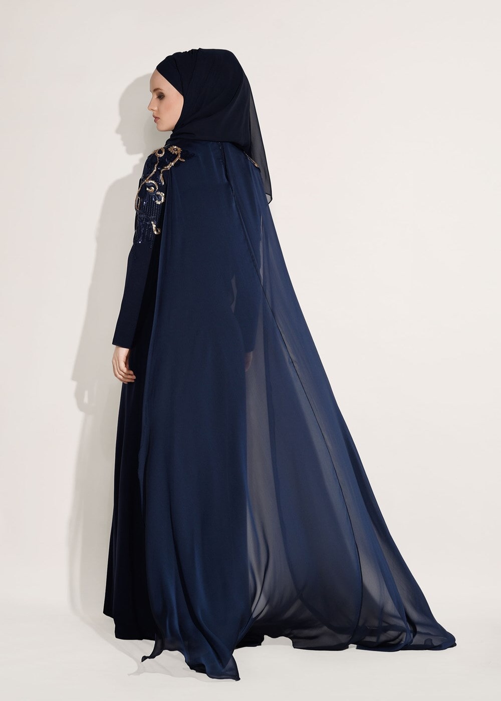 Vêtements hijab BLEU MARINE ROBE DE SOIRÉE MANTEAU DÉTAILLÉ DE BRODERIE 88102