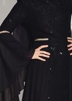 Vêtements hijab NOIR ROBE DE SOIRÉE DÉTAILLÉE MOUSSELINE DENTELLE 92625