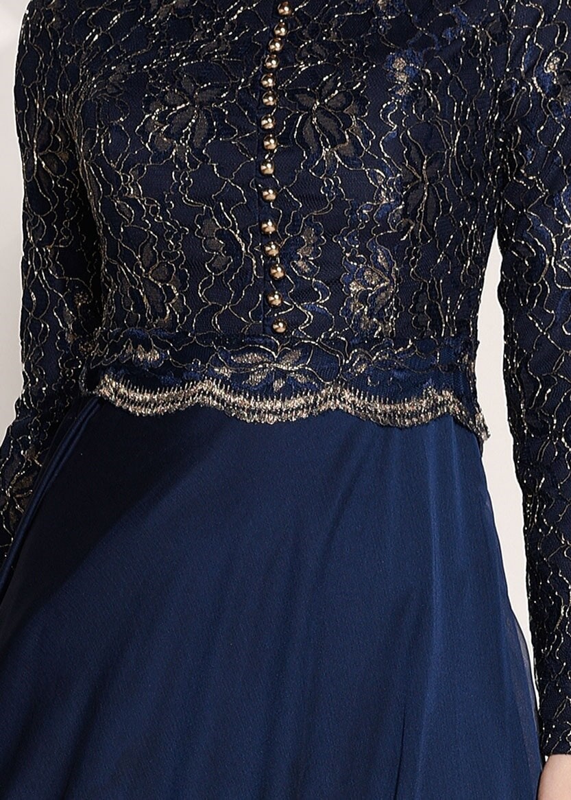 Tesettür giyim LACİVERT HAKİM YAKA DÜĞME DETAYLI ABİYE ELBİSE 0697