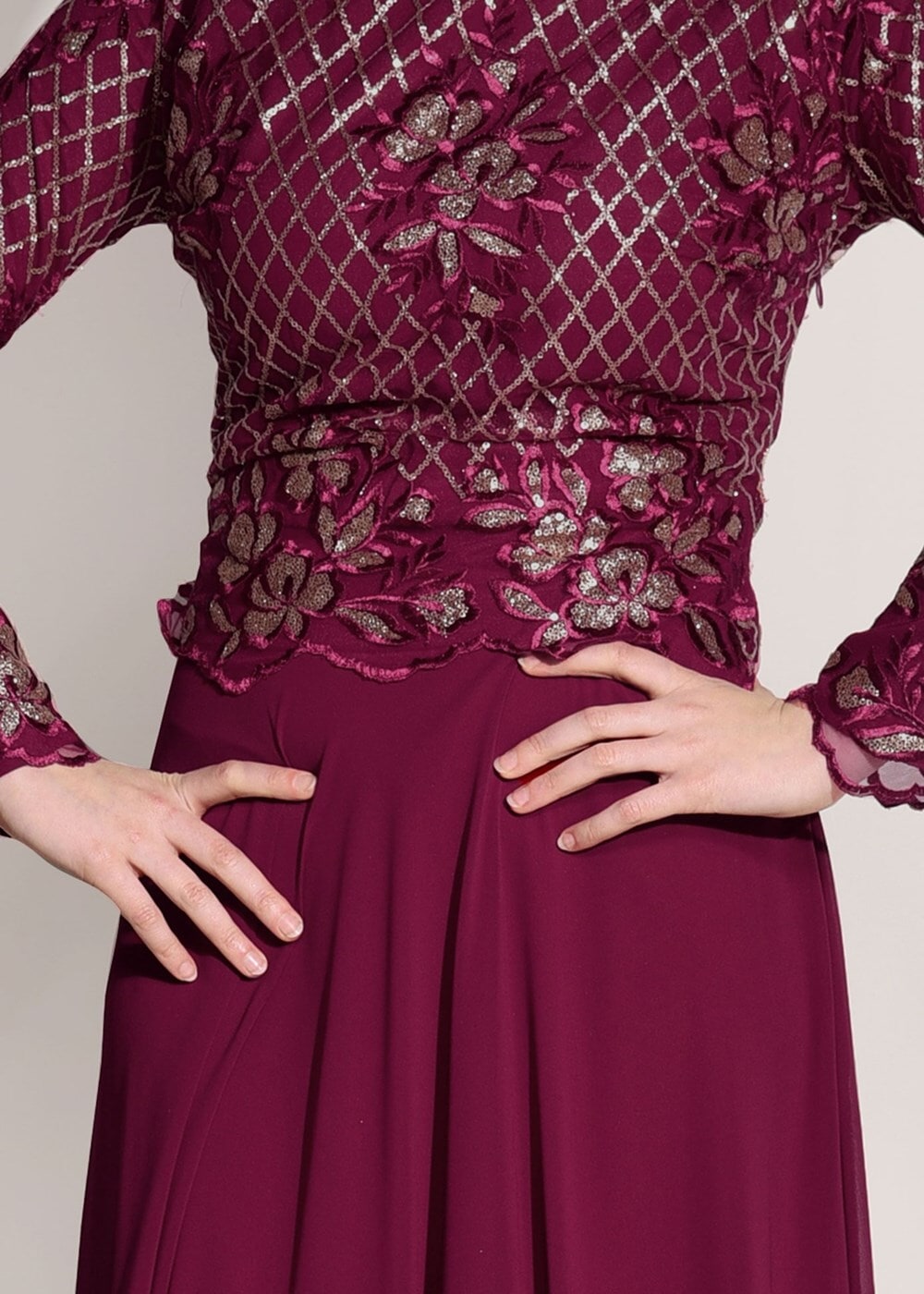 Vêtements hijab ROUGE BORDEAUX ROBE DE SOIRÉE BRODÉE À PAILLETTES 2131